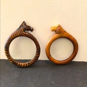 (2) Vintage wooden women’s bracelets